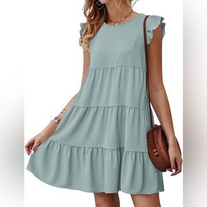 Tiered, Flowy Dress for women
Size Small
New!
Never worn!